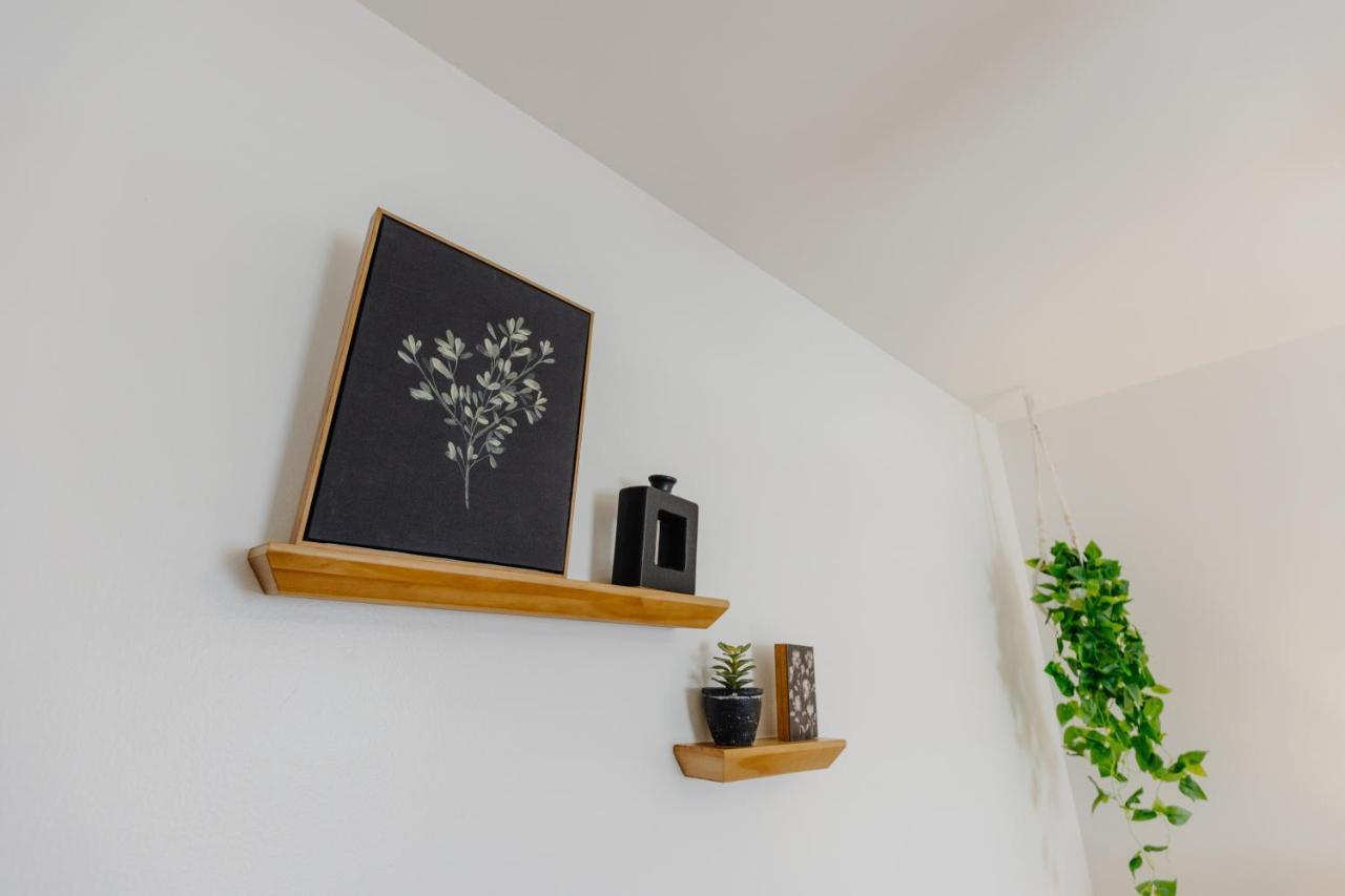 Centrally Located 2Br Overton Square Unit 2 Fast Wifi Free Parking Yes Pets MemphisMemphis  Kültér fotó