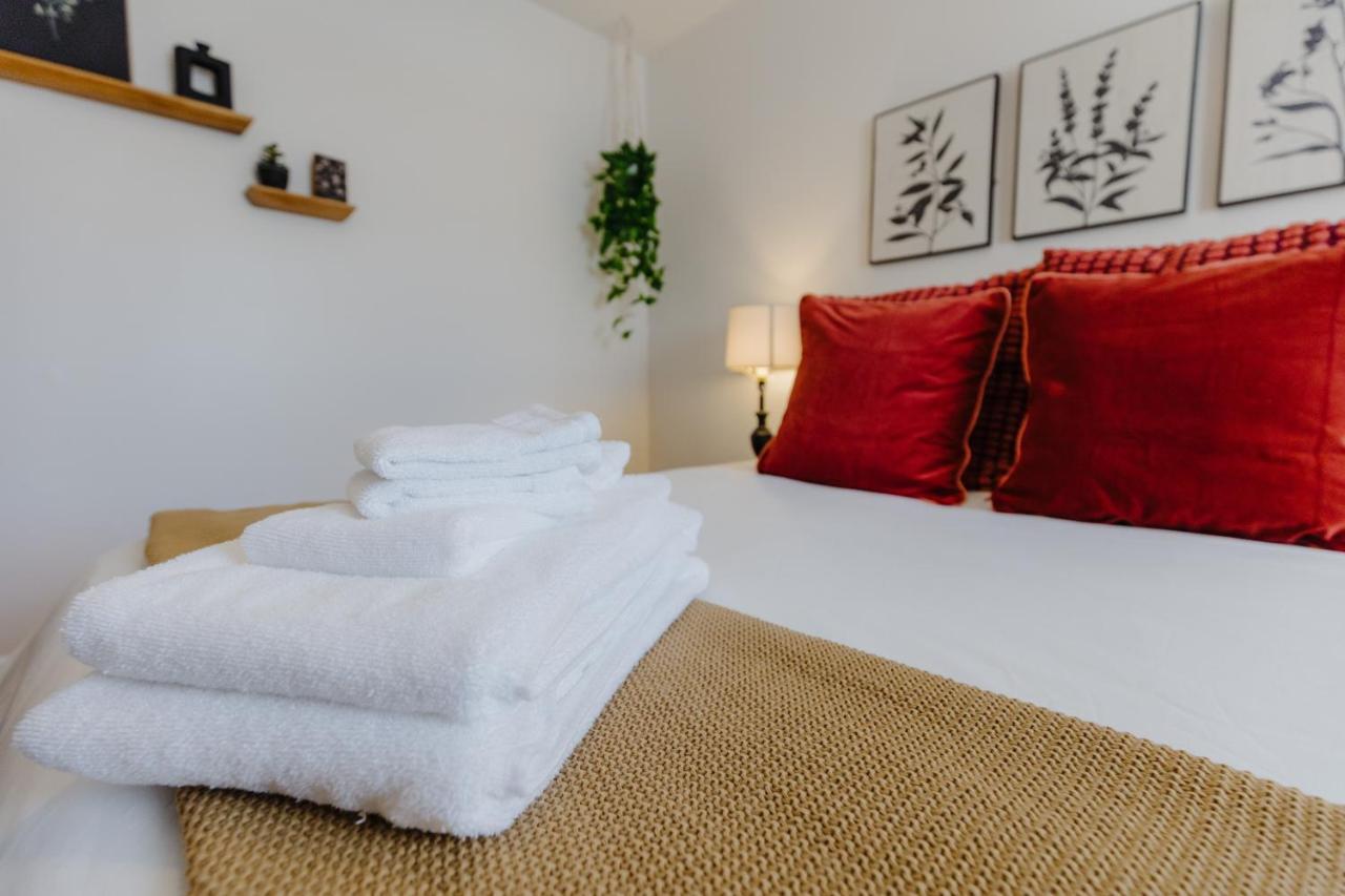 Centrally Located 2Br Overton Square Unit 2 Fast Wifi Free Parking Yes Pets MemphisMemphis  Kültér fotó