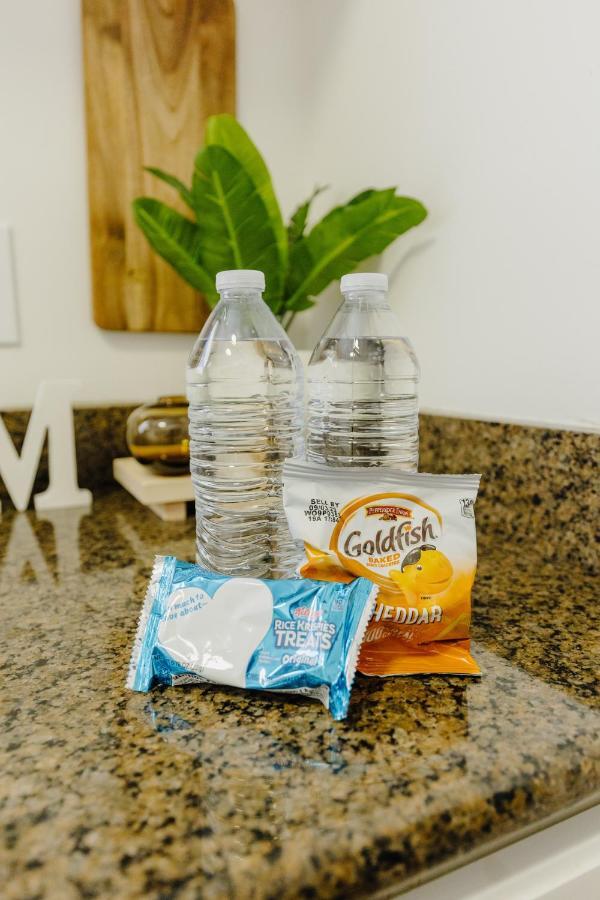 Centrally Located 2Br Overton Square Unit 2 Fast Wifi Free Parking Yes Pets MemphisMemphis  Kültér fotó