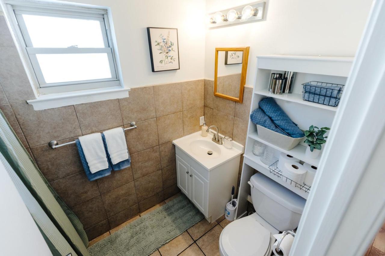 Centrally Located 2Br Overton Square Unit 2 Fast Wifi Free Parking Yes Pets MemphisMemphis  Kültér fotó